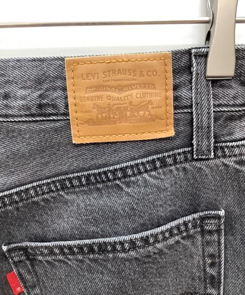 LEVI'S（リーバイス）LEVI'S (リーバイス) デニムパンツ グレー サイズ:W25の古着・服飾アイテム