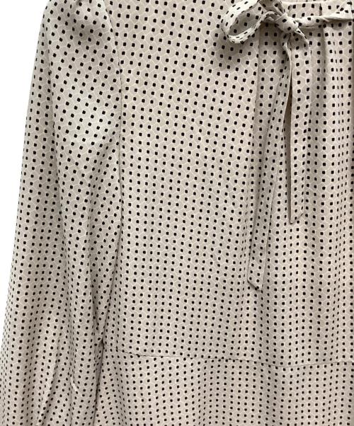 UNTITLED（アンタイトル）UNTITLED (アンタイトル) 長袖ワンピース ベージュ×ブラック サイズ:1の古着・服飾アイテム