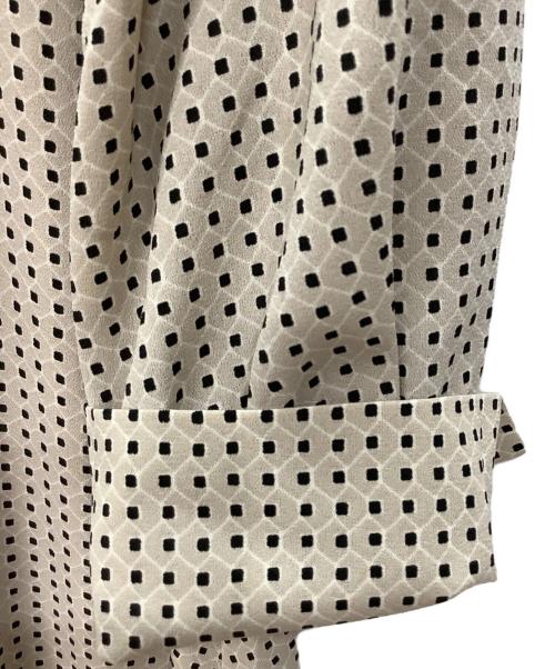 UNTITLED（アンタイトル）UNTITLED (アンタイトル) 長袖ワンピース ベージュ×ブラック サイズ:1の古着・服飾アイテム