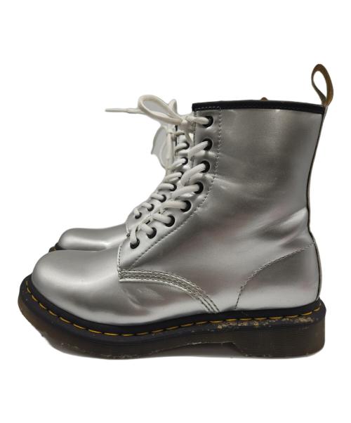 Dr.Martens（ドクターマーチン）Dr.Martens (ドクターマーチン) メタリック 8ホールブーツ シルバー サイズ:26.5の古着・服飾アイテム