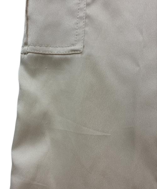 ARPEGE STORY（アルページュストーリー）Arpege story (アルページュストーリー) サテンカーゴパンツ ベージュ サイズ:SIZE 1の古着・服飾アイテム