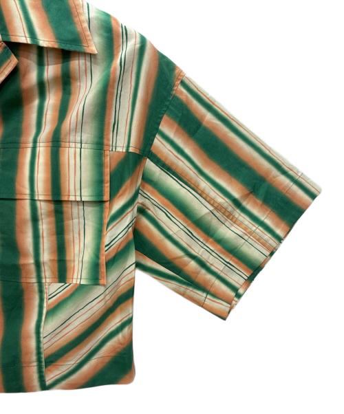 3.1 phillip lim（スリーワンフィリップリム）3.1 phillip lim (スリーワンフィリップリム) クロップド ストライプ コットン ポプリン シャツ グリーン×ピンクの古着・服飾アイテム