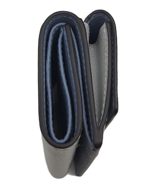 FURLA（フルラ）FURLA (フルラ) コンパクトウォレット/CAMELIA S COMPACT WALLET TRIFOLD ブルーの古着・服飾アイテム