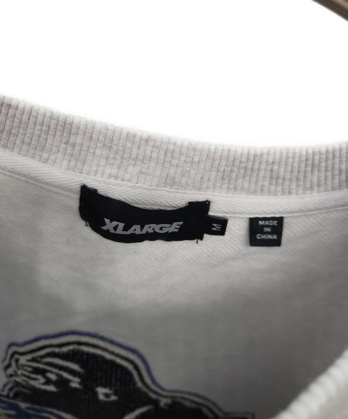 X-LARGE（エクストララージ）X-LARGE (エクストララージ) クルーネックスウェット ライトグレー サイズ:Mの古着・服飾アイテム