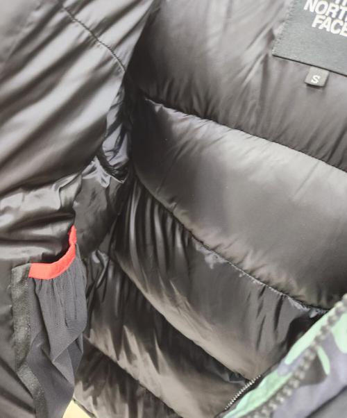THE NORTH FACE（ザ ノース フェイス）THE NORTH FACE (ザ ノース フェイス) ダウンジャケット グリーン×ブラック サイズ:Sの古着・服飾アイテム