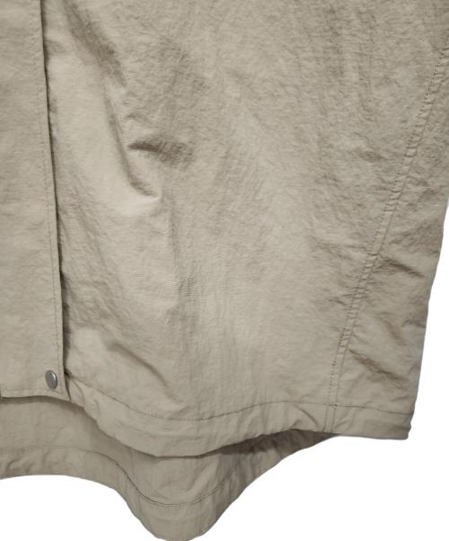 SHIPS any（シップスエニィ）SHIPS any (シップスエニィ) オーバー フーディ ブルゾン コート ベージュ サイズ:FREEの古着・服飾アイテム