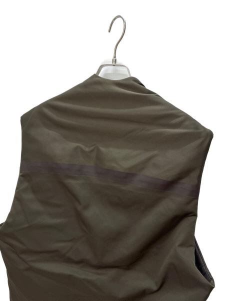 TOMORROW LAND（トゥモローランド）TOMORROW LAND (トゥモローランド) ポリエステルツイル ベストアウター グリーン サイズ:Sの古着・服飾アイテム