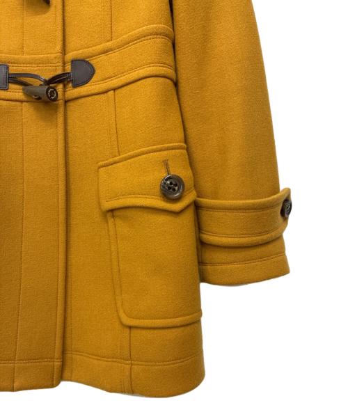 BURBERRY BLUE LABEL（バーバリーロンドンブルーレーベル）BURBERRY BLUE LABEL (バーバリーロンドンブルーレーベル) ダッフルコート イエロー サイズ:38の古着・服飾アイテム