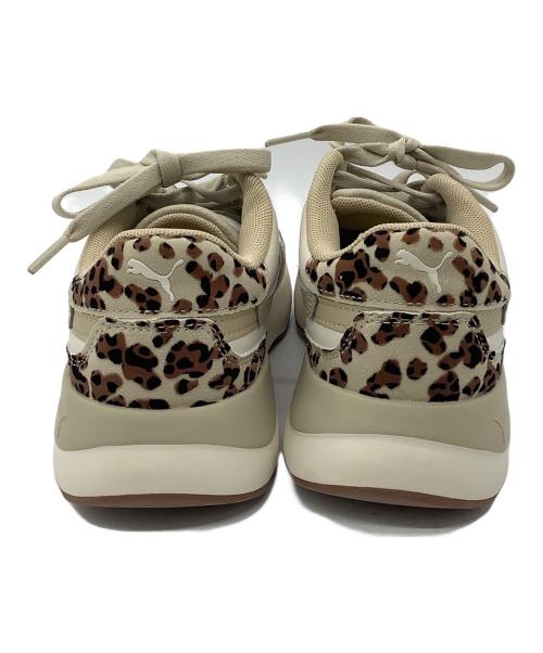 PUMA（プーマ）PUMA (プーマ) ローカットスニーカー　ウィメンズ ランテイムド プラットフォーム IATD スニーカー ベージュ サイズ:22.5の古着・服飾アイテム