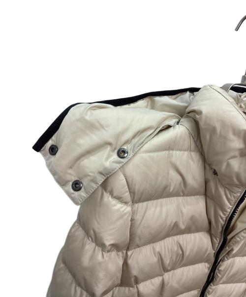 MONCLER（モンクレール）MONCLER (モンクレール) CHARPAL GIUBBOTTO ダウンコート ベージュ サイズ:SIZE 14(164cm)の古着・服飾アイテム