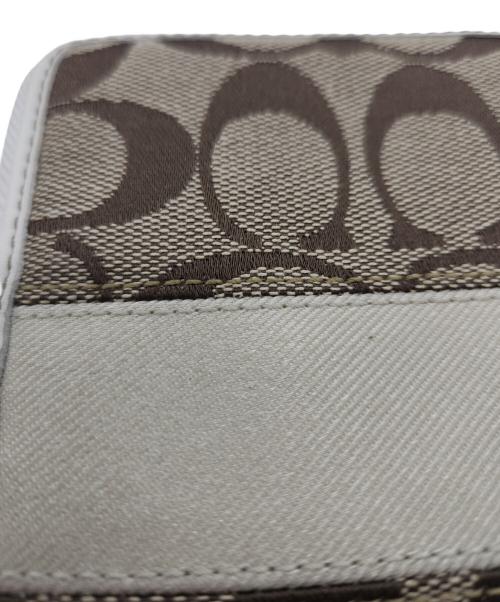 COACH（コーチ）COACH (コーチ) 2つ折り財布 ホワイト×ベージュの古着・服飾アイテム