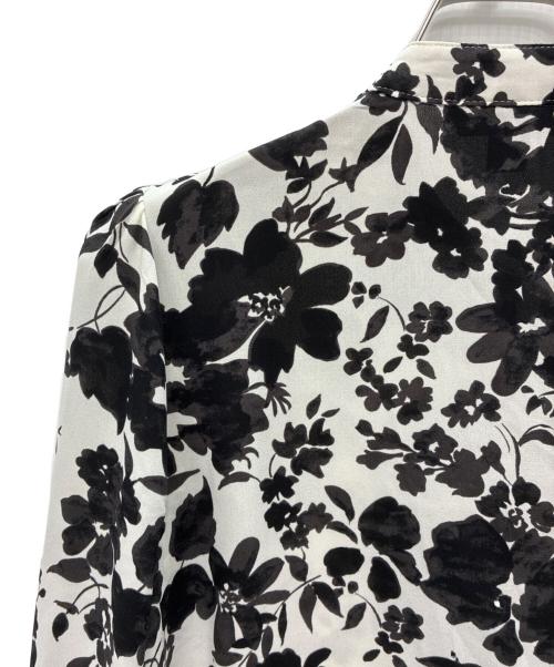 LAUREN RALPH LAUREN（ローレンラルフローレン）LAUREN RALPH LAUREN (ローレンラルフローレン) フリル 長袖ブラウス ブラック×ホワイト サイズ:XSの古着・服飾アイテム