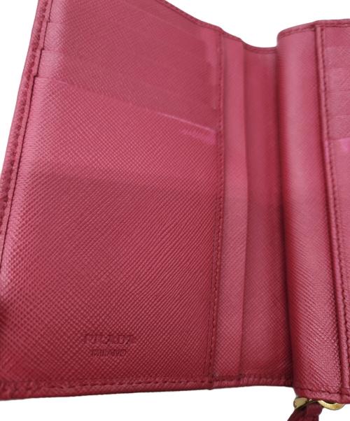 PRADA（プラダ）PRADA (プラダ) コンパクトウォレット ピンクの古着・服飾アイテム