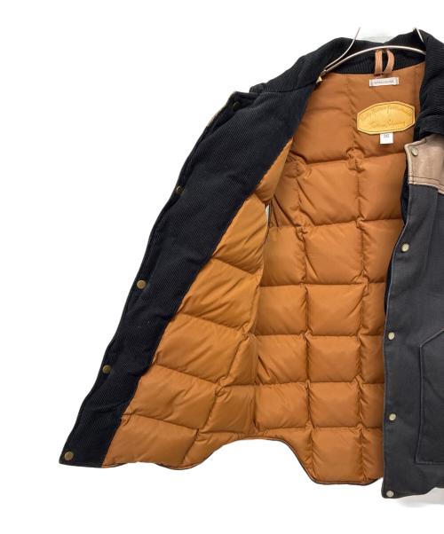 RockyMountainFeatherBed（ロッキーマウンテンフェザーベッド）RockyMountainFeatherBed (ロッキーマウンテンフェザーベッド) ダウンベスト ブラウン×ブラック サイズ:36の古着・服飾アイテム