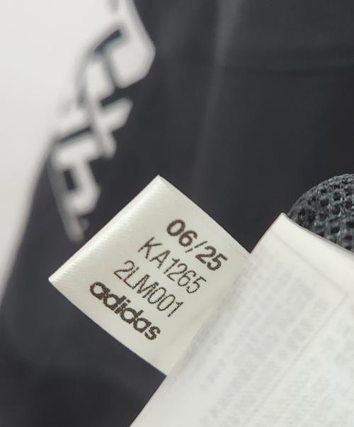 adidas（アディダス）adidas (アディダス) トラックジャケット ブラック サイズ:Lの古着・服飾アイテム