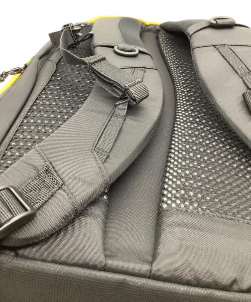 Columbia（コロンビア）Columbia (コロンビア) パナシーア30Lバックパック イエローの古着・服飾アイテム