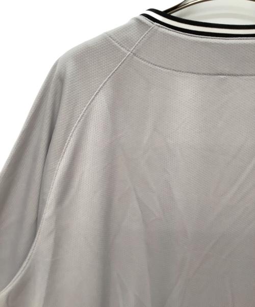 読売ジャイアンツ（ヨミウリジャイアンツ）読売ジャイアンツ (ヨミウリジャイアンツ) ベースボールシャツ グレー サイズ:XLの古着・服飾アイテム