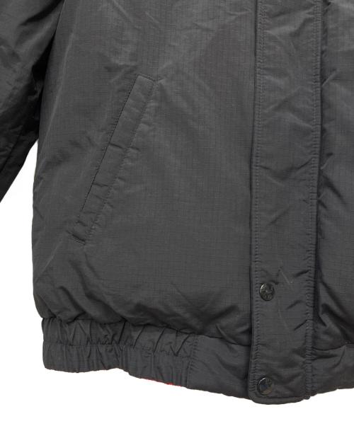 SUPREME（シュプリーム）Supreme (シュプリーム) 14AW Reversible Puffy Jacket ブラック×レッド サイズ:Mの古着・服飾アイテム