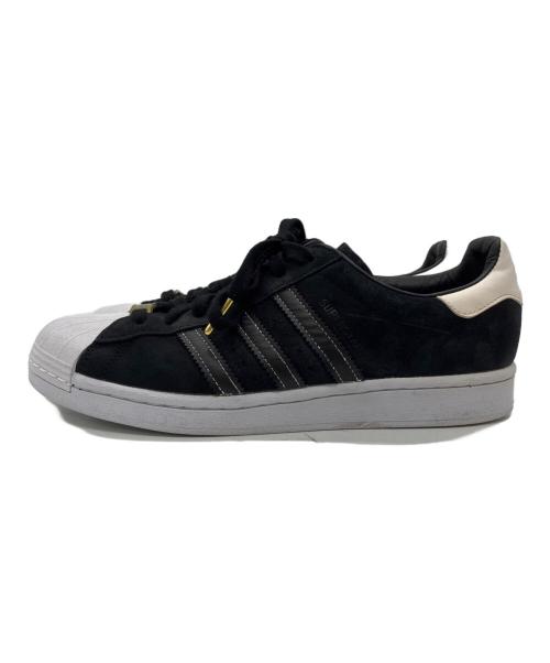 adidas Originals（アディダスオリジナル）adidas originals (アディダスオリジナル) SUPER STAR CORE BLACK/CORE BLACK/GOLD METALLIC ブラック×ホワイト サイズ:27cmの古着・服飾アイテム