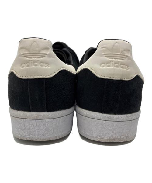 adidas Originals（アディダスオリジナル）adidas originals (アディダスオリジナル) SUPER STAR CORE BLACK/CORE BLACK/GOLD METALLIC ブラック×ホワイト サイズ:27cmの古着・服飾アイテム