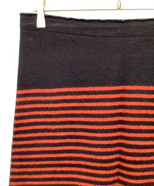 45rpm（45アールピーエム）45rpm (45アールピーエム) 圧縮ウールのスカート レッド×ネイビー サイズ:3の古着・服飾アイテム