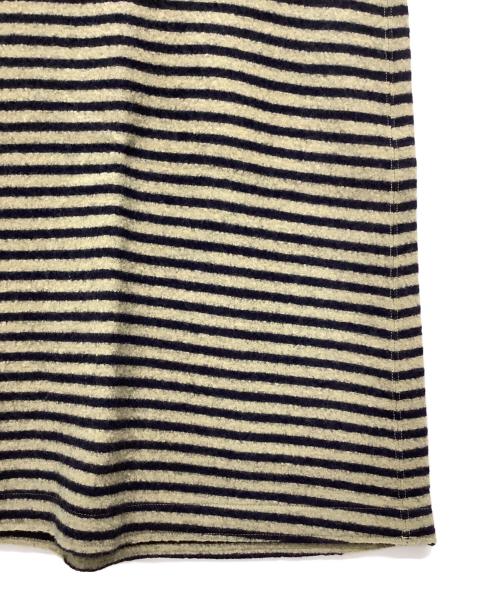 45rpm（45アールピーエム）45rpm (45アールピーエム) 圧縮ウールのスカート カーキ×ネイビー サイズ:3の古着・服飾アイテム