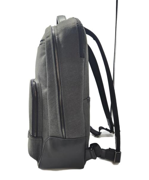 TUMI（トゥミ）TUMI (トゥミ) ハリソン ウォレン バックパック グレー×ブラックの古着・服飾アイテム