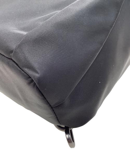 TUMI（トゥミ）TUMI (トゥミ) スリングバッグ ブラックの古着・服飾アイテム