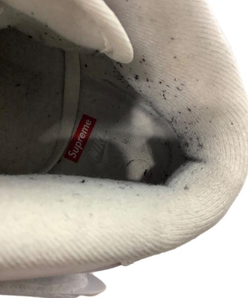 NIKE（ナイキ）NIKE (ナイキ) Supreme (シュプリーム) ハイカットスニーカー ホワイト サイズ:27の古着・服飾アイテム