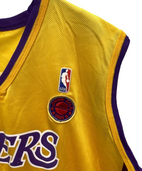 Champion（チャンピオン）Champion (チャンピオン) 90s　ゲームシャツ　ロサンゼルス　レイカーズ♯8　コービーブライアント イエロー サイズ:Lの古着・服飾アイテム