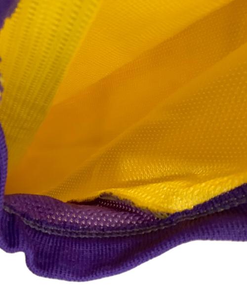 Champion（チャンピオン）Champion (チャンピオン) 90s　ゲームシャツ　ロサンゼルス　レイカーズ♯8　コービーブライアント イエロー サイズ:Lの古着・服飾アイテム