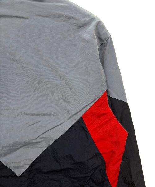 stussy（ステューシー）stussy (ステューシー) Patta (パタ) アノラックパーカー ブルー×レッド サイズ:Mの古着・服飾アイテム