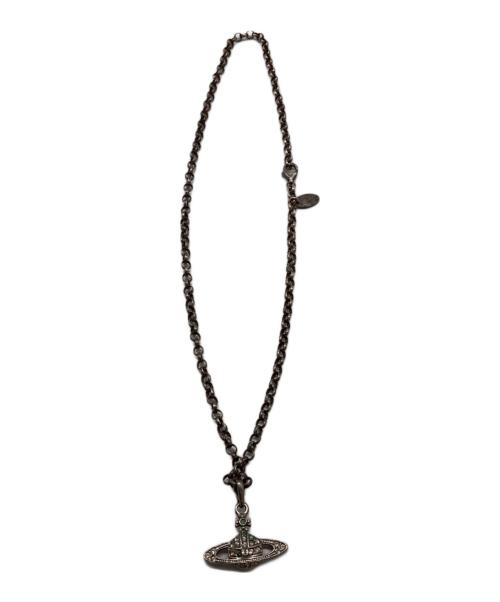 Vivienne Westwood（ヴィヴィアンウエストウッド）Vivienne Westwood (ヴィヴィアンウエストウッド) ネックレス シルバー×グリーンの古着・服飾アイテム
