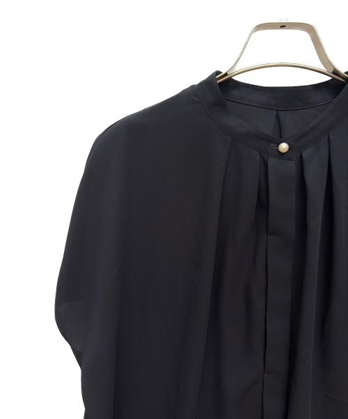 23区（ニジュウサンク）23区 (ニジュウサンク) 半袖ブラウス ネイビー サイズ:40の古着・服飾アイテム
