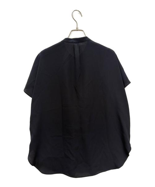 23区（ニジュウサンク）23区 (ニジュウサンク) 半袖ブラウス ネイビー サイズ:40の古着・服飾アイテム