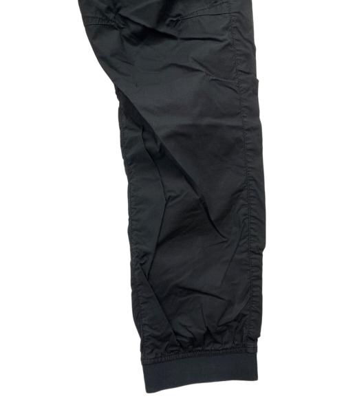 STONE ISLAND（ストーンアイランド）STONE ISLAND (ストーンアイランド) カーゴパンツ ブラック サイズ:W28の古着・服飾アイテム