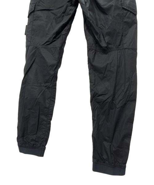 STONE ISLAND（ストーンアイランド）STONE ISLAND (ストーンアイランド) カーゴパンツ ブラック サイズ:W28の古着・服飾アイテム