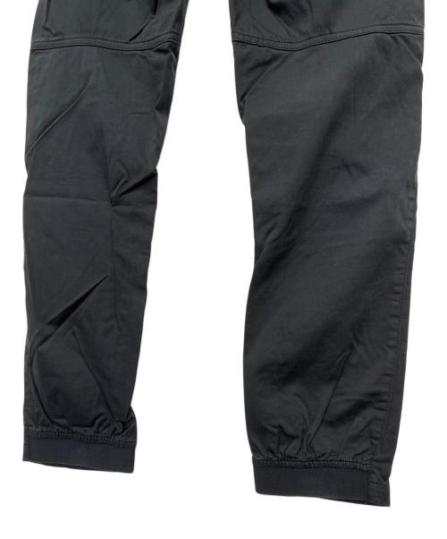 STONE ISLAND（ストーンアイランド）STONE ISLAND (ストーンアイランド) ロゴパッチテーパードパンツ ブラック サイズ:W28の古着・服飾アイテム