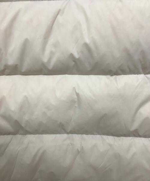 STONE ISLAND（ストーンアイランド）STONE ISLAND (ストーンアイランド) ダウンジャケット ホワイト サイズ:Sの古着・服飾アイテム