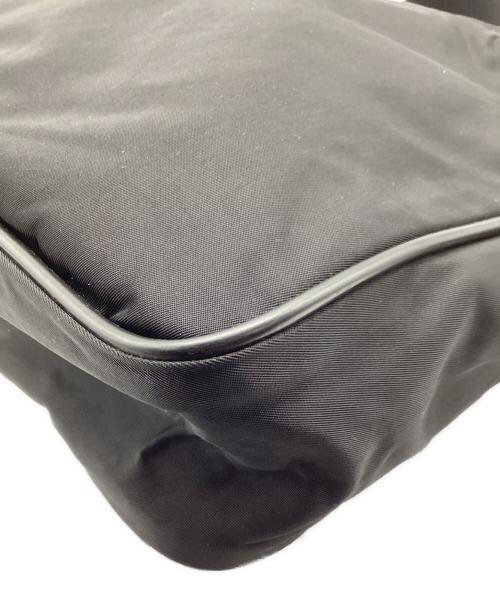 PRADA（プラダ）PRADA (プラダ) ショルダーバッグ ブラックの古着・服飾アイテム