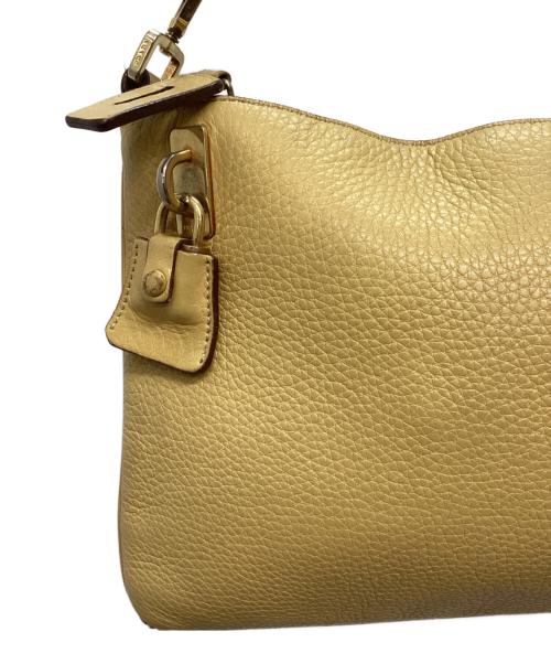 PRADA（プラダ）PRADA (プラダ) レザーショルダーバッグ イエローの古着・服飾アイテム