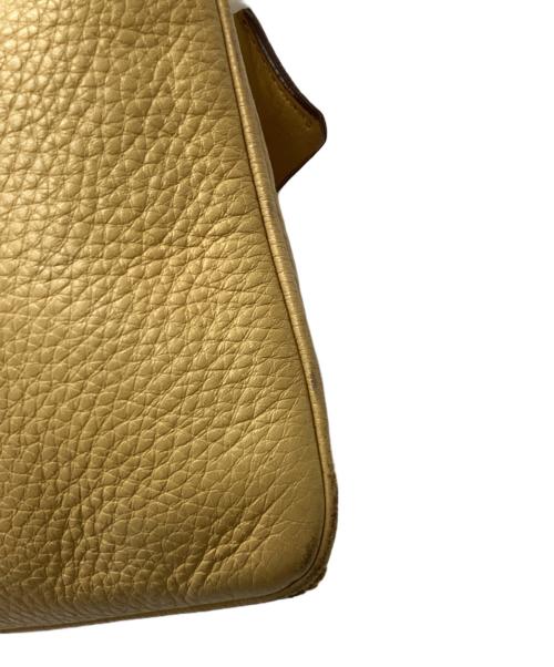 PRADA（プラダ）PRADA (プラダ) レザーショルダーバッグ イエローの古着・服飾アイテム