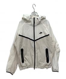 NIKE（ナイキ）の古着「テックウーブンブルゾン」｜ベージュ×ブラック