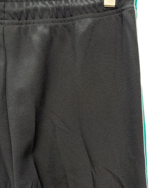 adidas（アディダス）adidas (アディダス) リバプールFC テラス アイコン トラックパンツ グリーン×ブラック サイズ:JPN：XLの古着・服飾アイテム