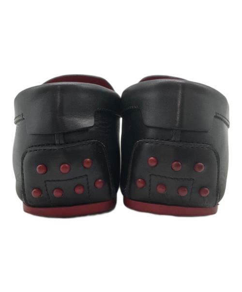 TOD'S（トッズ）TOD'S (トッズ) Ferrari (フェラーリ) ドライビングシューズ ブラック サイズ:9 1/2の古着・服飾アイテム