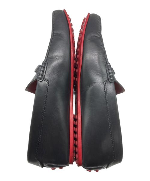 TOD'S（トッズ）TOD'S (トッズ) Ferrari (フェラーリ) ドライビングシューズ ブラック サイズ:9 1/2の古着・服飾アイテム