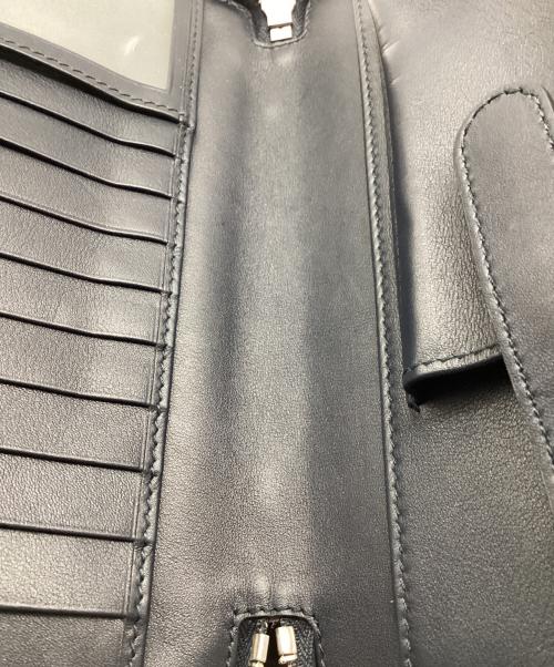 GUCCI（グッチ）GUCCI (グッチ) 長財布 ネイビーの古着・服飾アイテム