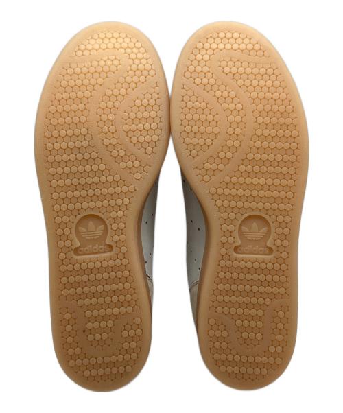 adidas Originals（アディダスオリジナル）adidas originals (アディダスオリジナル) スタンスミス 'ワンダーホワイト ガム'　ローカットスニーカー ベージュ サイズ:27.5cmの古着・服飾アイテム