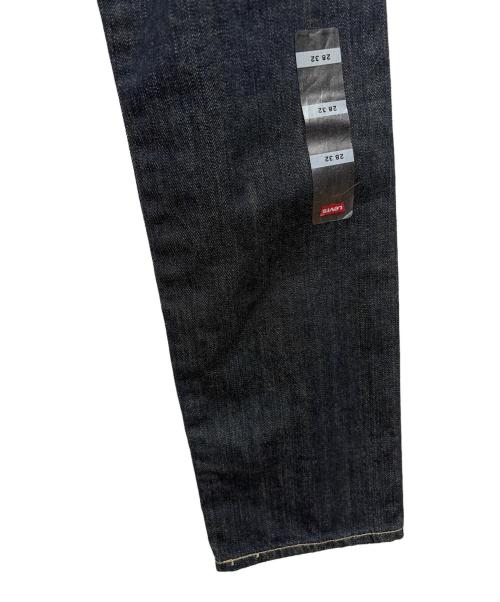 LEVI'S（リーバイス）LEVI'S (リーバイス) デニムパンツ インディゴ サイズ:W28 未使用品の古着・服飾アイテム