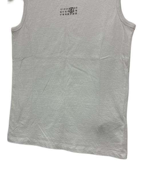MM6 Maison Margiela（エムエムシックスメゾンマルジェラ）MM6 Maison Margiela (エムエムシックスメゾンマルジェラ) ノースリーブカットソー ホワイト サイズ:SIZE 12の古着・服飾アイテム